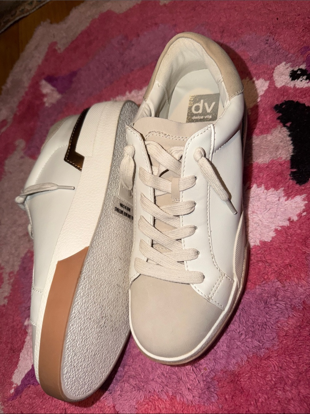 DV by Dolce Vita White and Beige Low-Top Sneakers